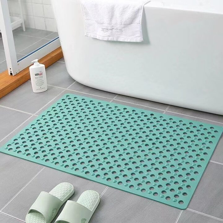 Non-slip bath mats